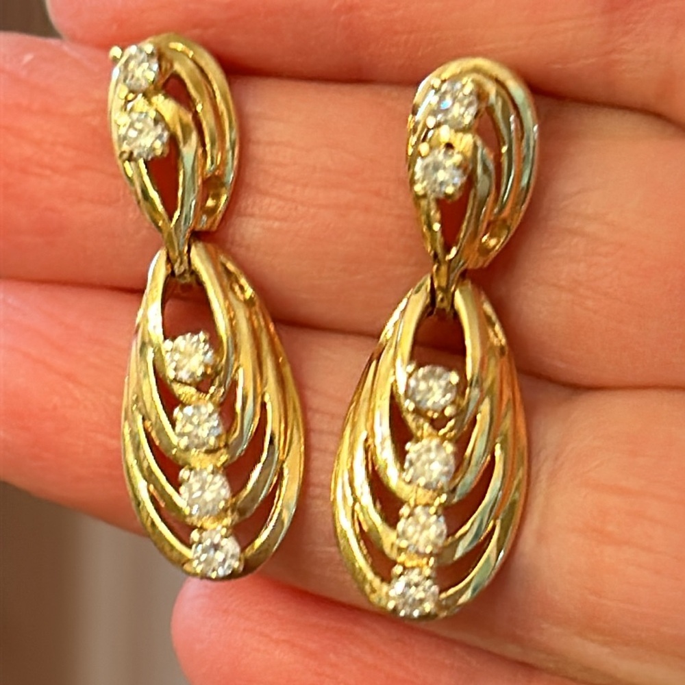Gold and diamond earrings 14k
